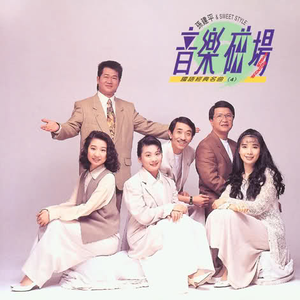 外国女人小便偷窥
